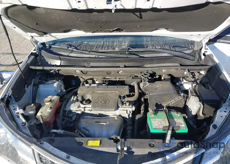 2015 Toyota Rav4 Le z USA, uszkodzony, nr VIN 2T3BFREV9FW313357